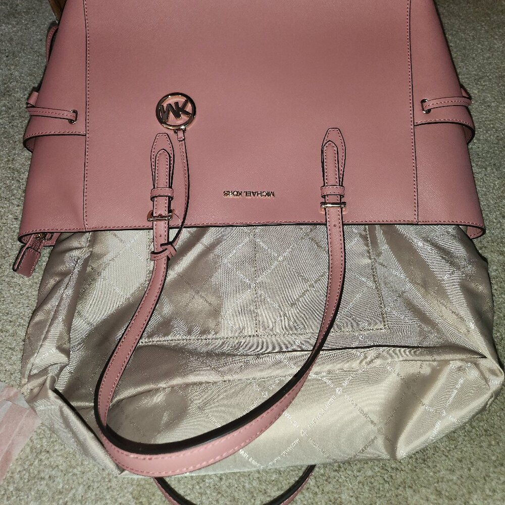 NWT Gilly Tote Michael Kors Leather Travel Shoulder Purse - Picture 3 of 15